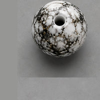 Kulaté skleněné korálky s mramorovým efektem 8 mm – 15 ks – černo-bílá