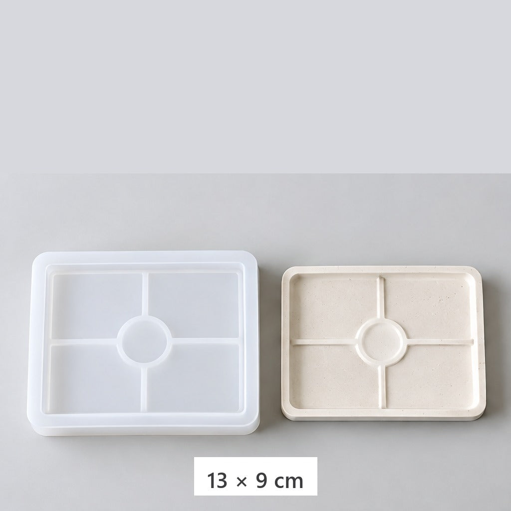 Pružná silikonová forma na odlévání podnosů a podtácků – obdélníkový podnos – 13 × 9 cm