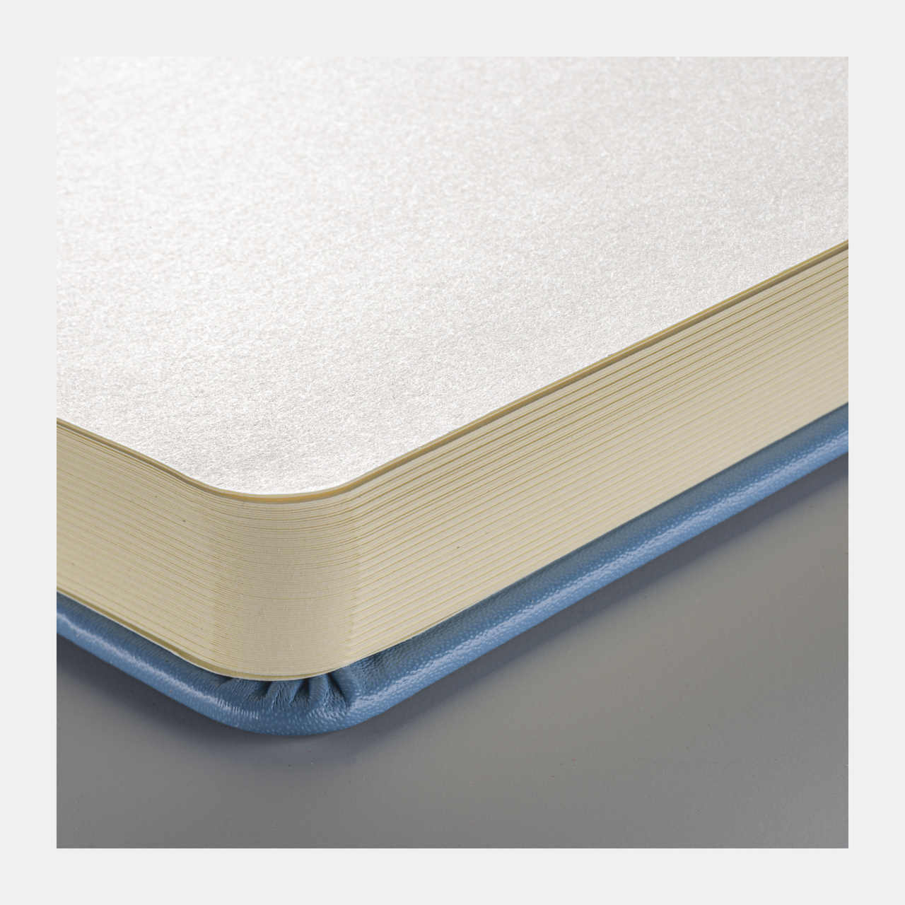 Skicovací blok Talens Art Creation Light Blue 12 x 12 cm, 140 g, 80 listů
